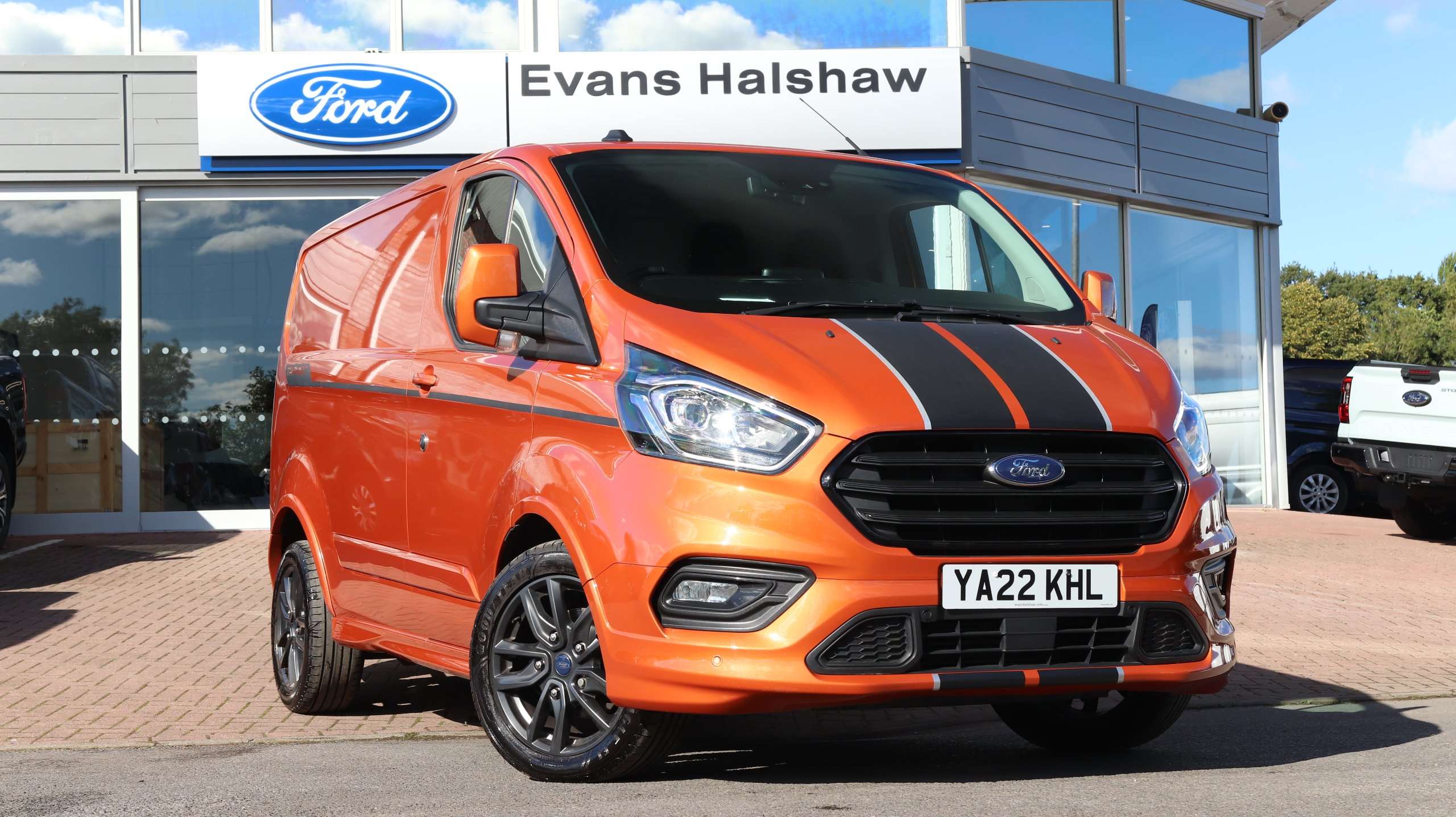 Main listing image - Ford Transit Custom