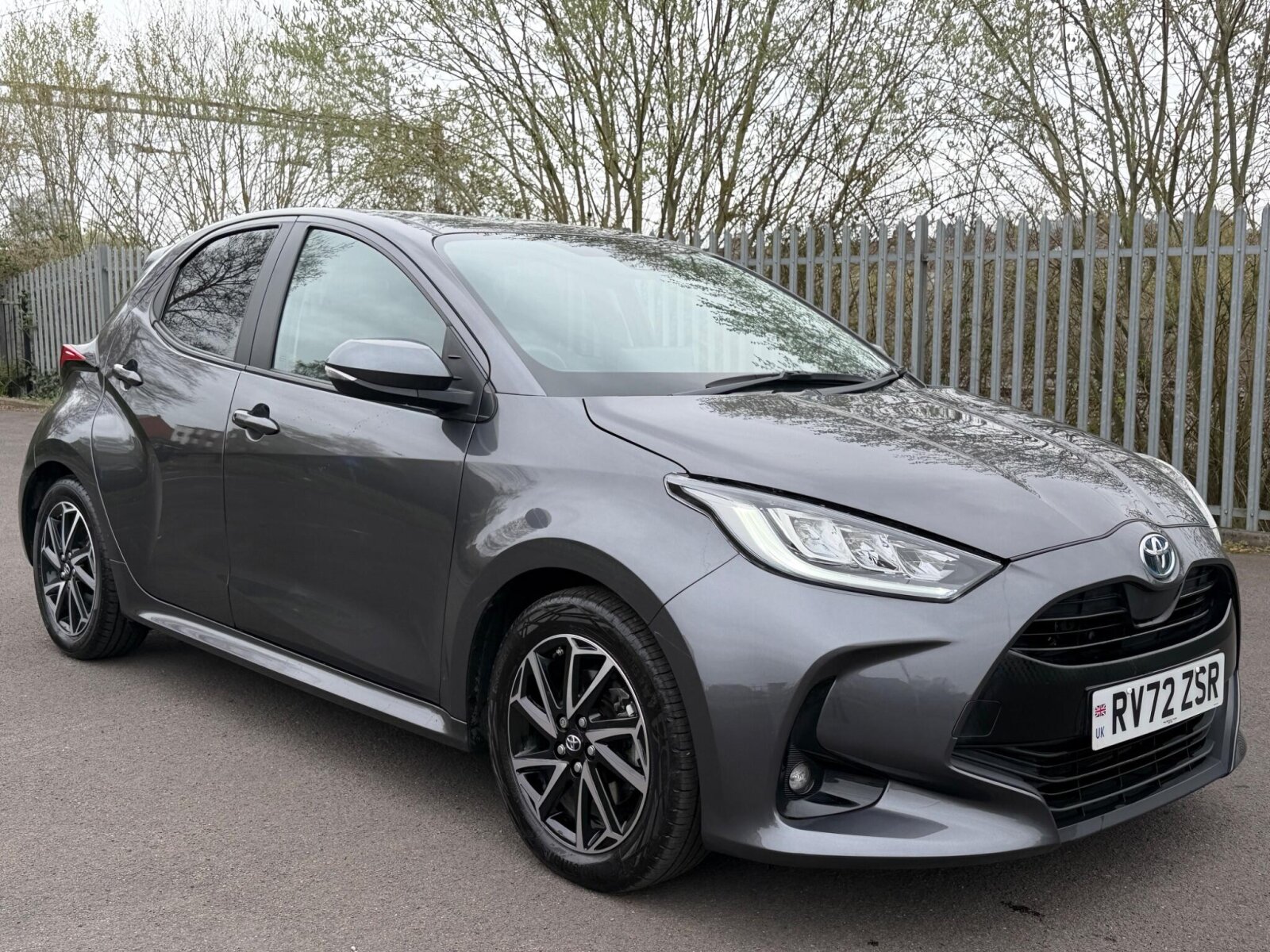 Main listing image - Toyota Yaris