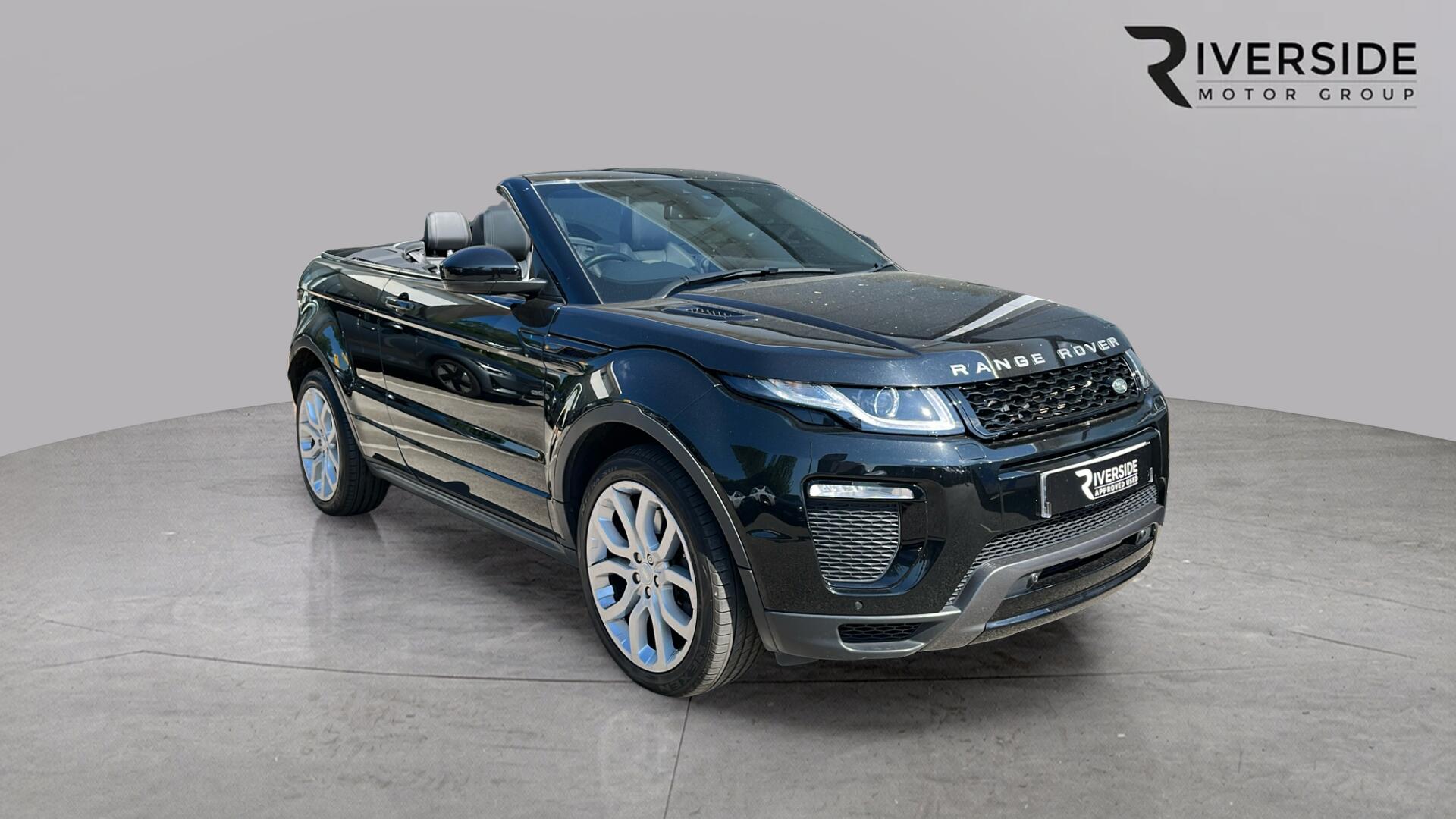 Main listing image - Land Rover Range Rover Evoque