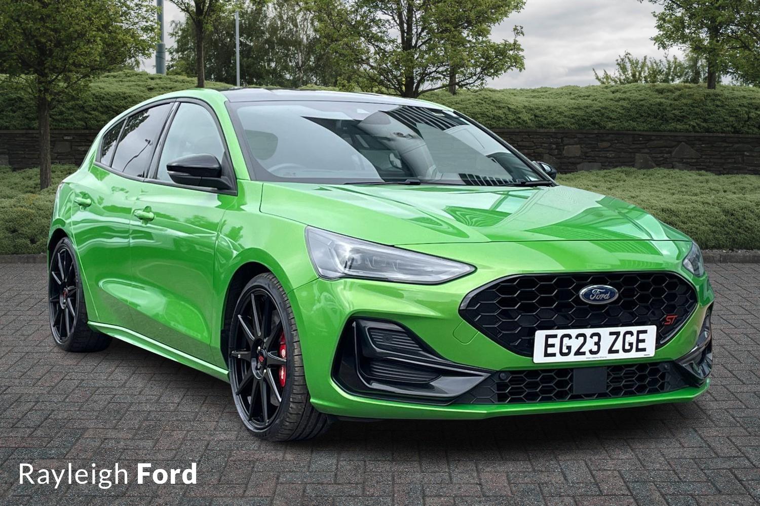Main listing image - Ford Focus ST