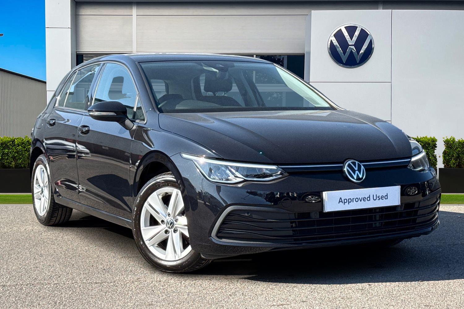 Main listing image - Volkswagen Golf