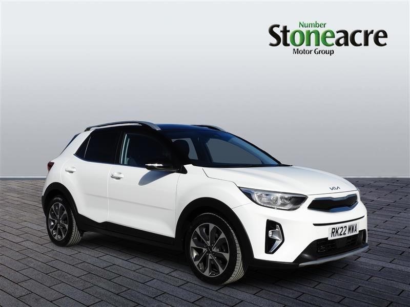 Main listing image - Kia Stonic