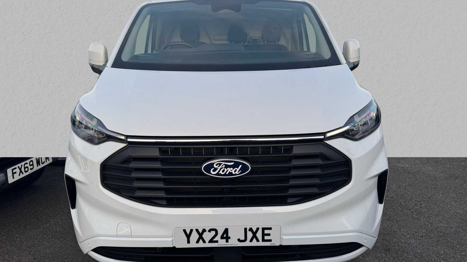 Main listing image - Ford Transit Custom