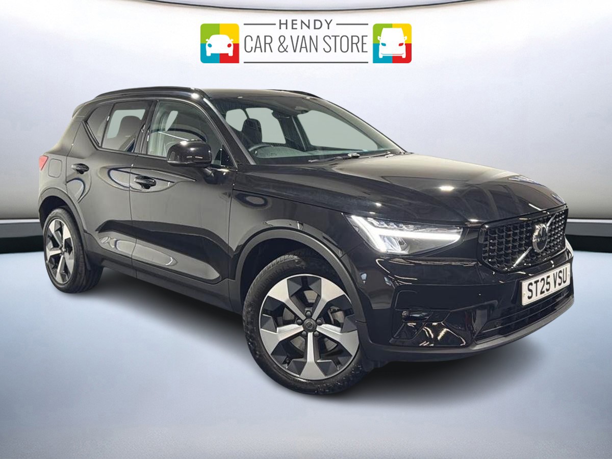 Main listing image - Volvo XC40