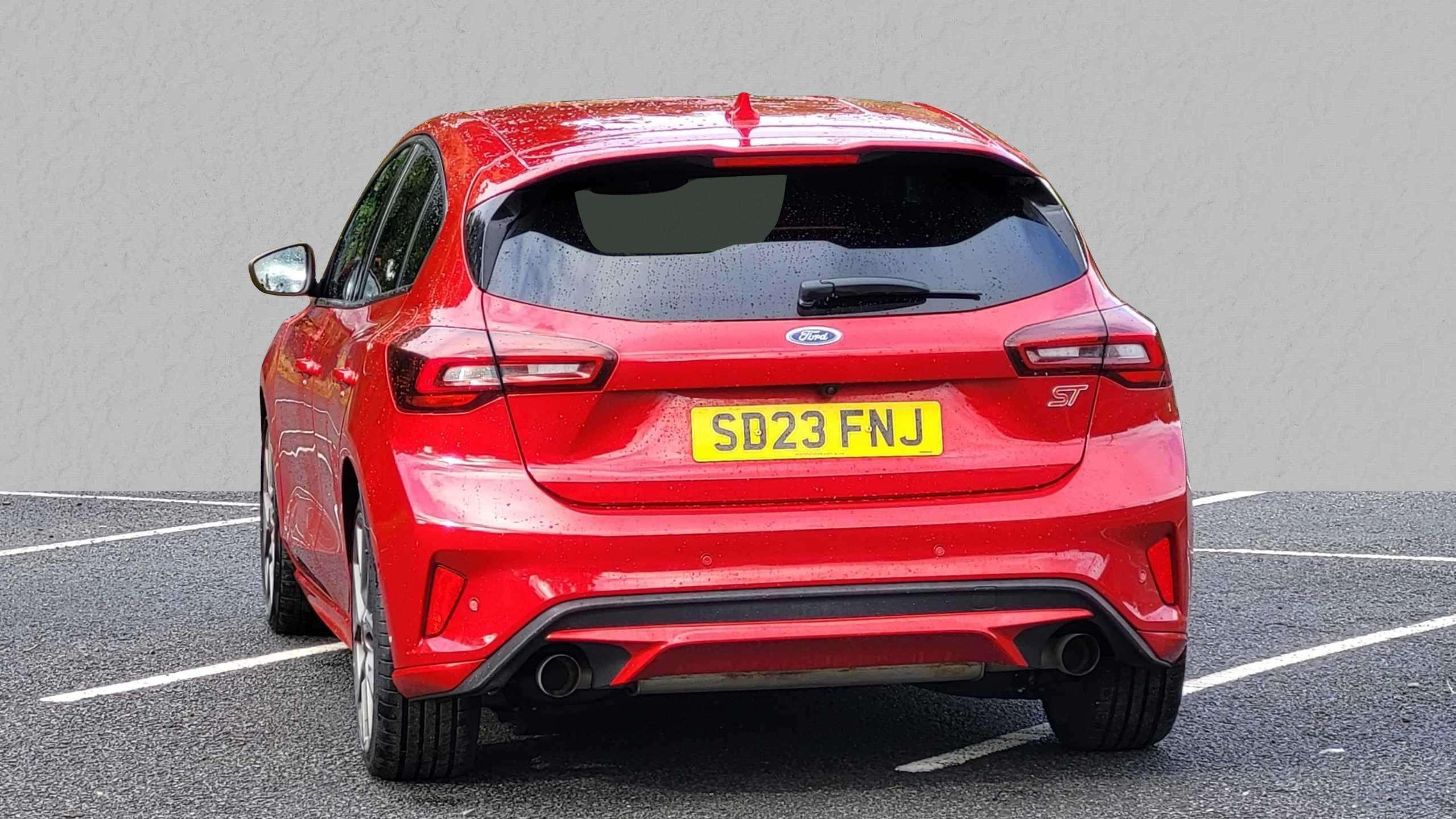 Main listing image - Ford Focus ST