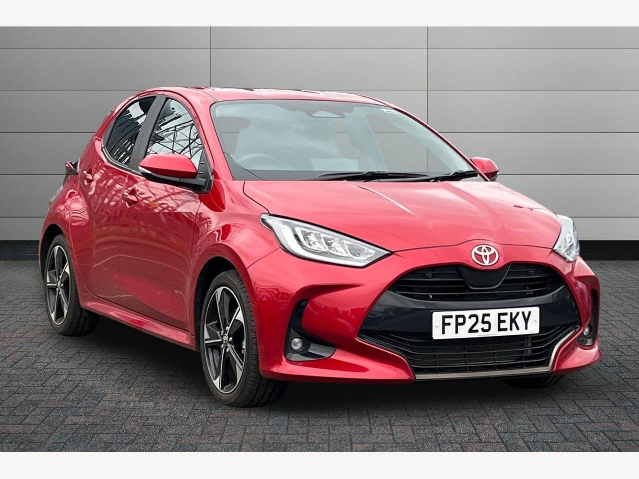 Main listing image - Toyota Yaris