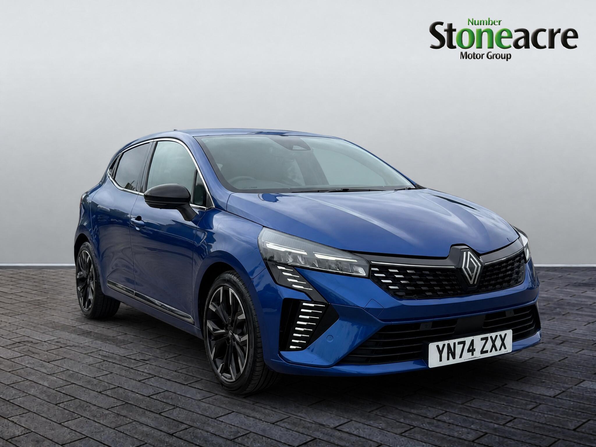 Main listing image - Renault Clio