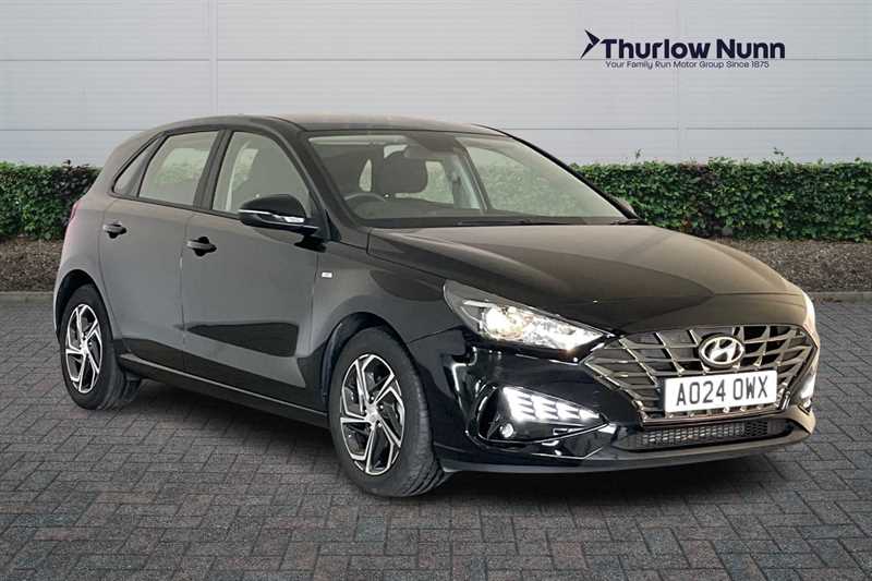 Main listing image - Hyundai i30