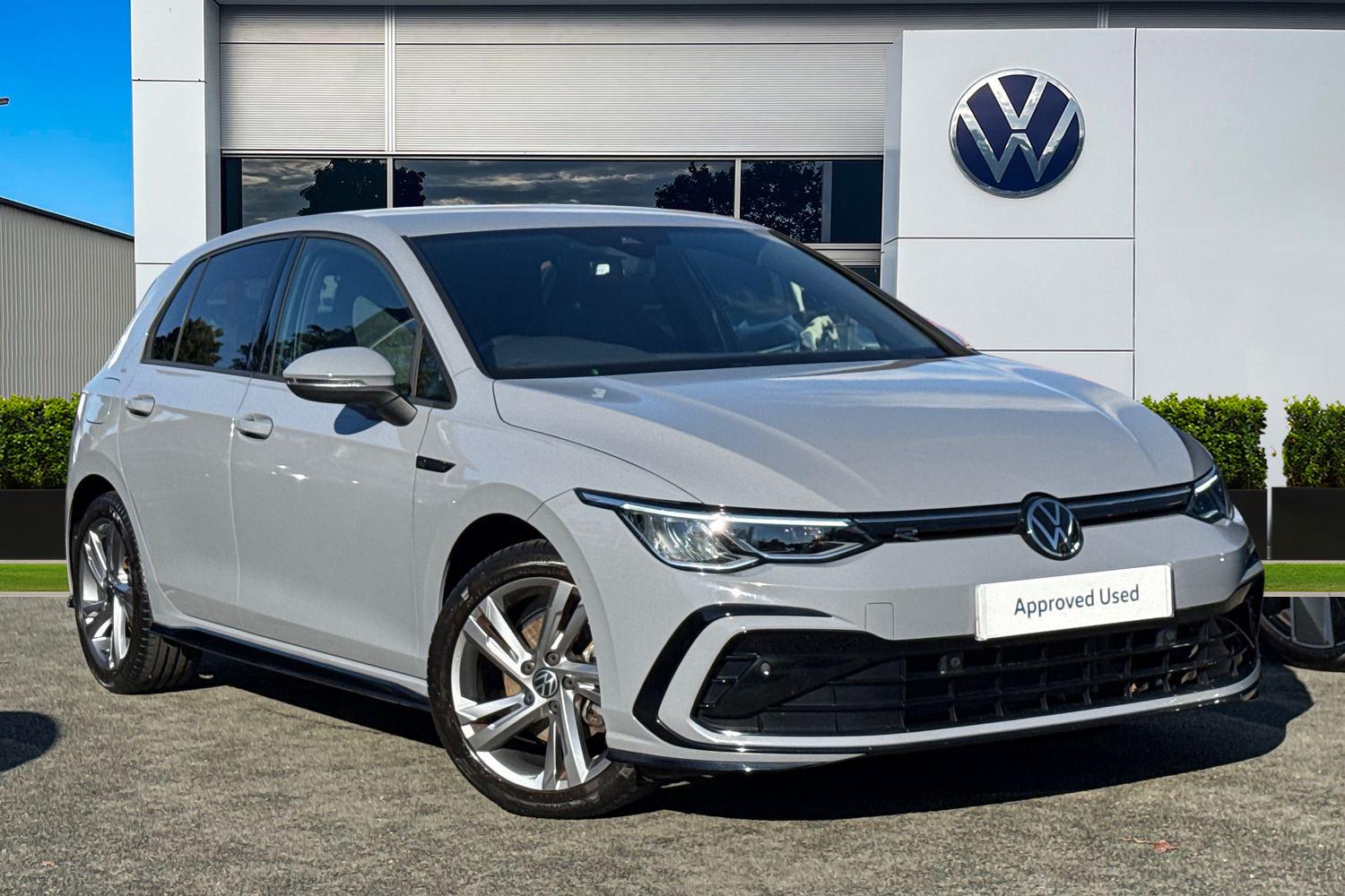 Main listing image - Volkswagen Golf