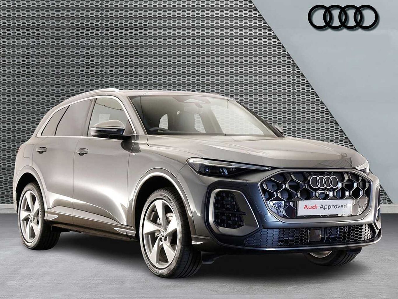 Main listing image - Audi Q5