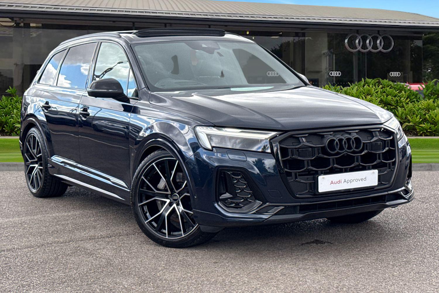 Main listing image - Audi Q7