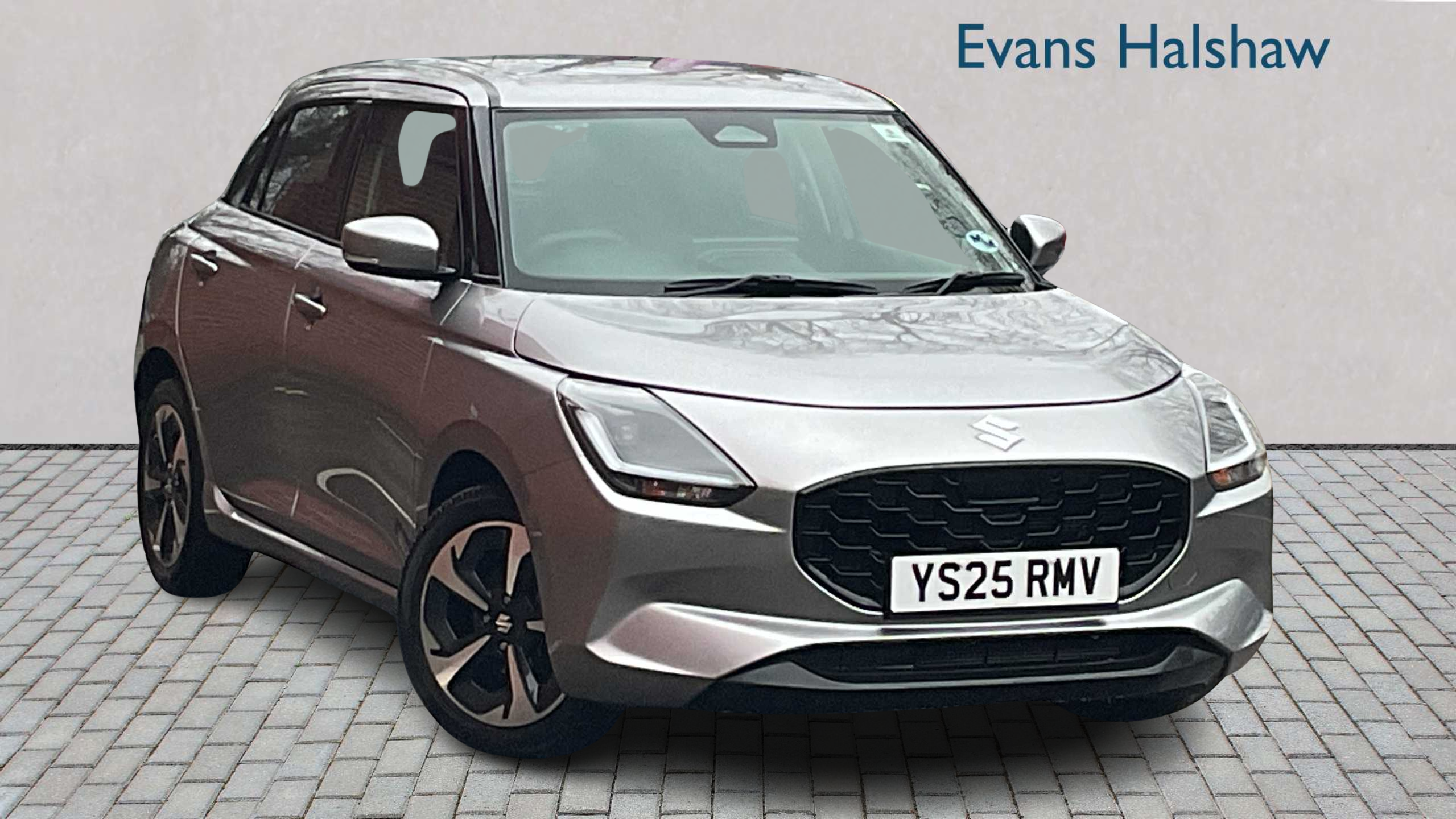 Main listing image - Suzuki Swift