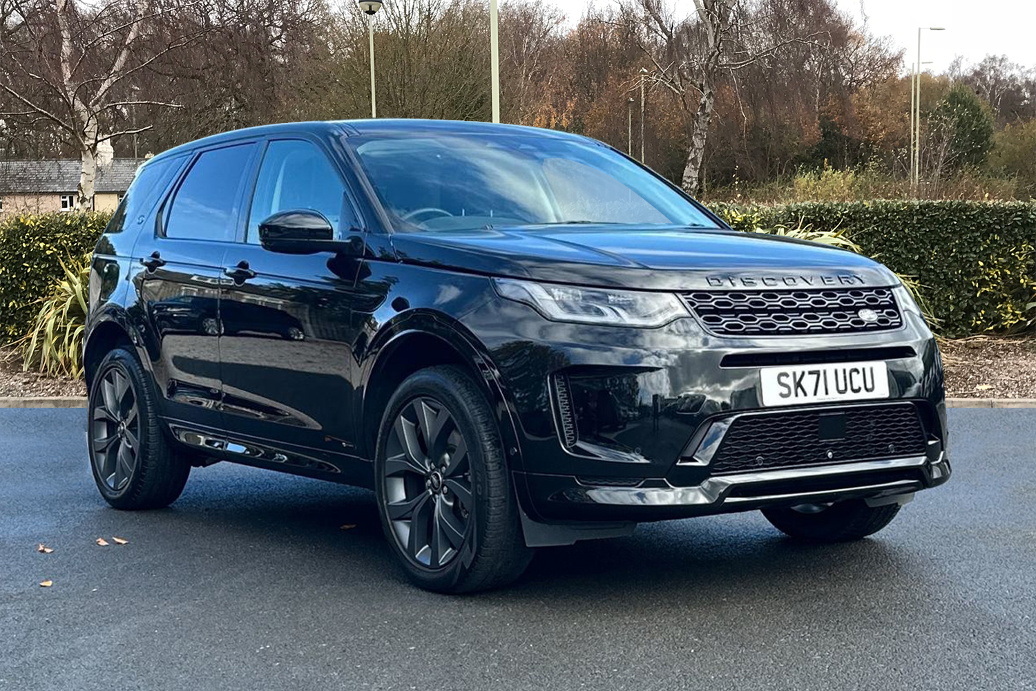 Main listing image - Land Rover Discovery Sport