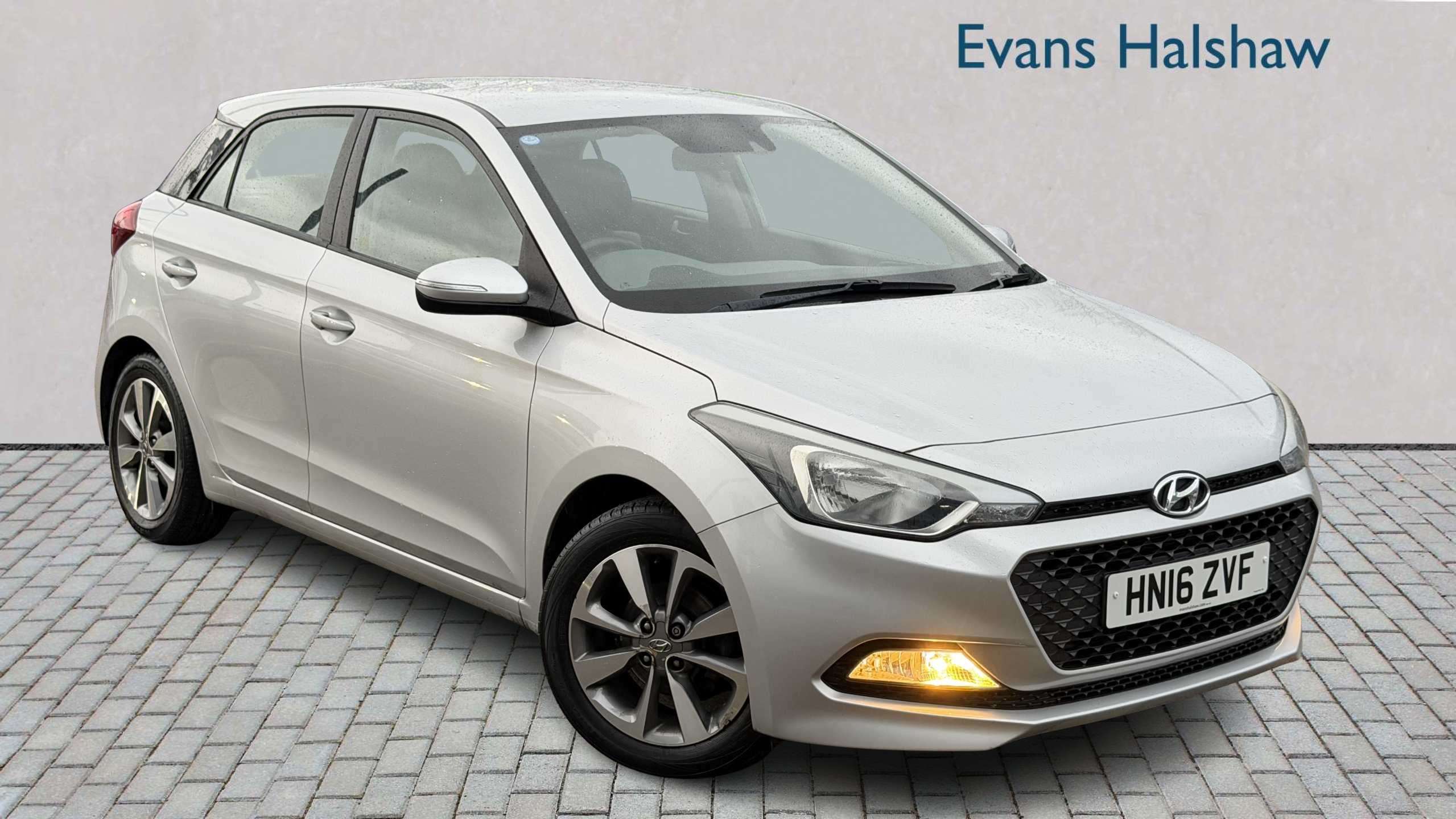 Main listing image - Hyundai i20