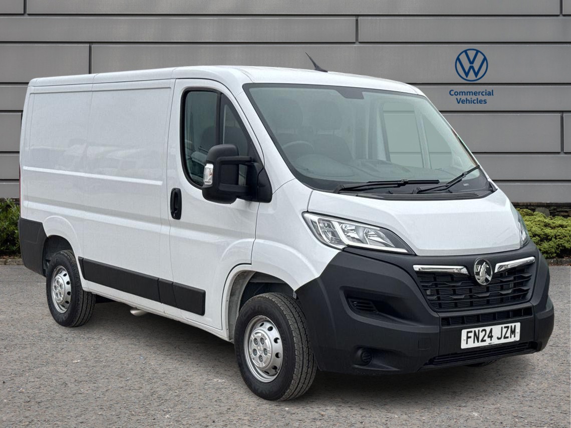 Main listing image - Vauxhall Movano