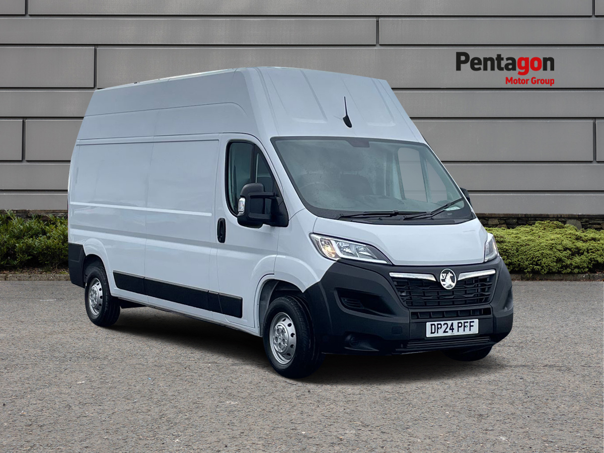 Main listing image - Vauxhall Movano