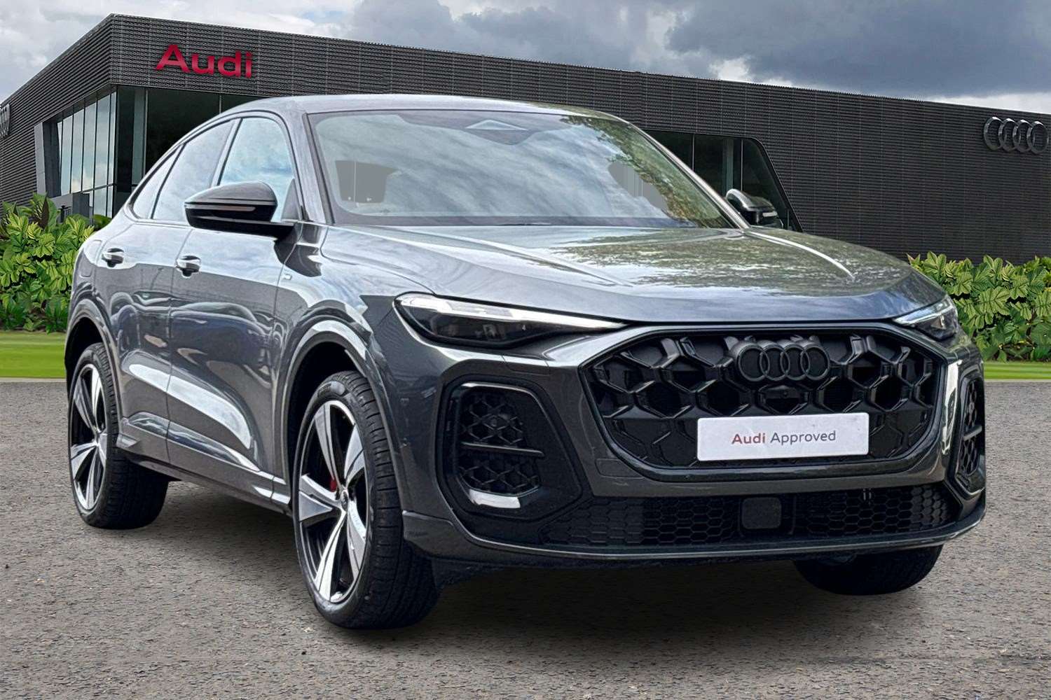 Main listing image - Audi Q5 Sportback