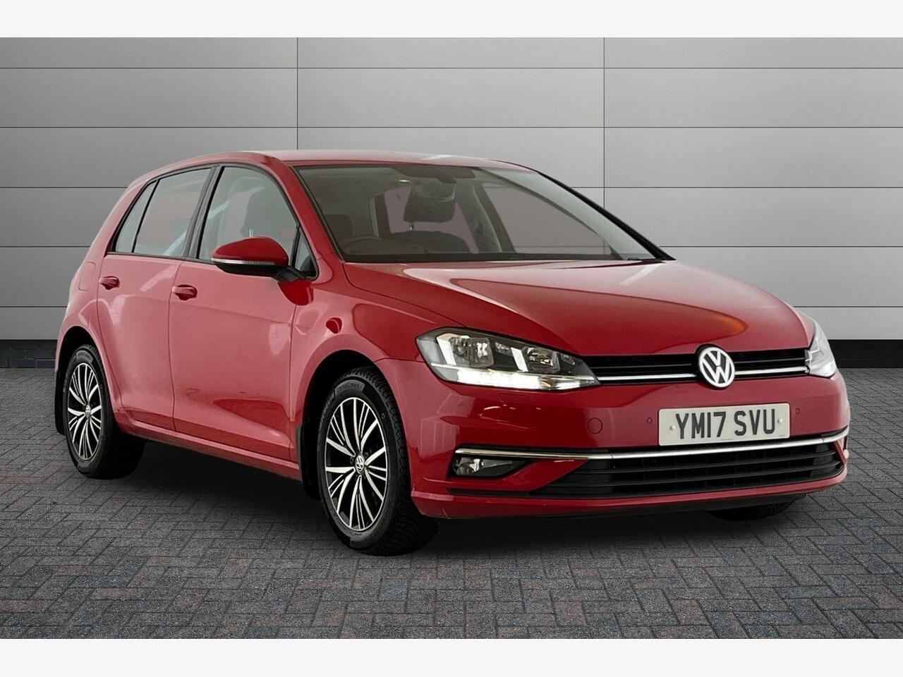 Main listing image - Volkswagen Golf