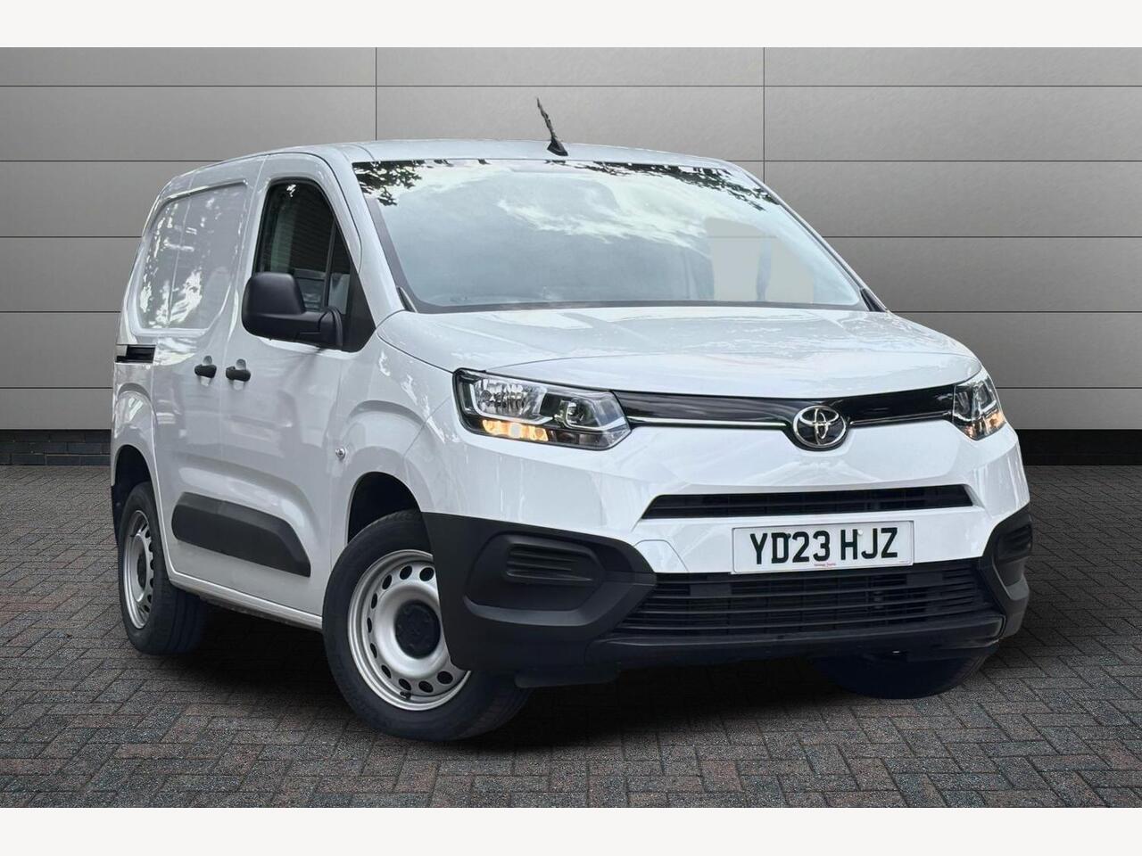 Main listing image - Toyota Proace City