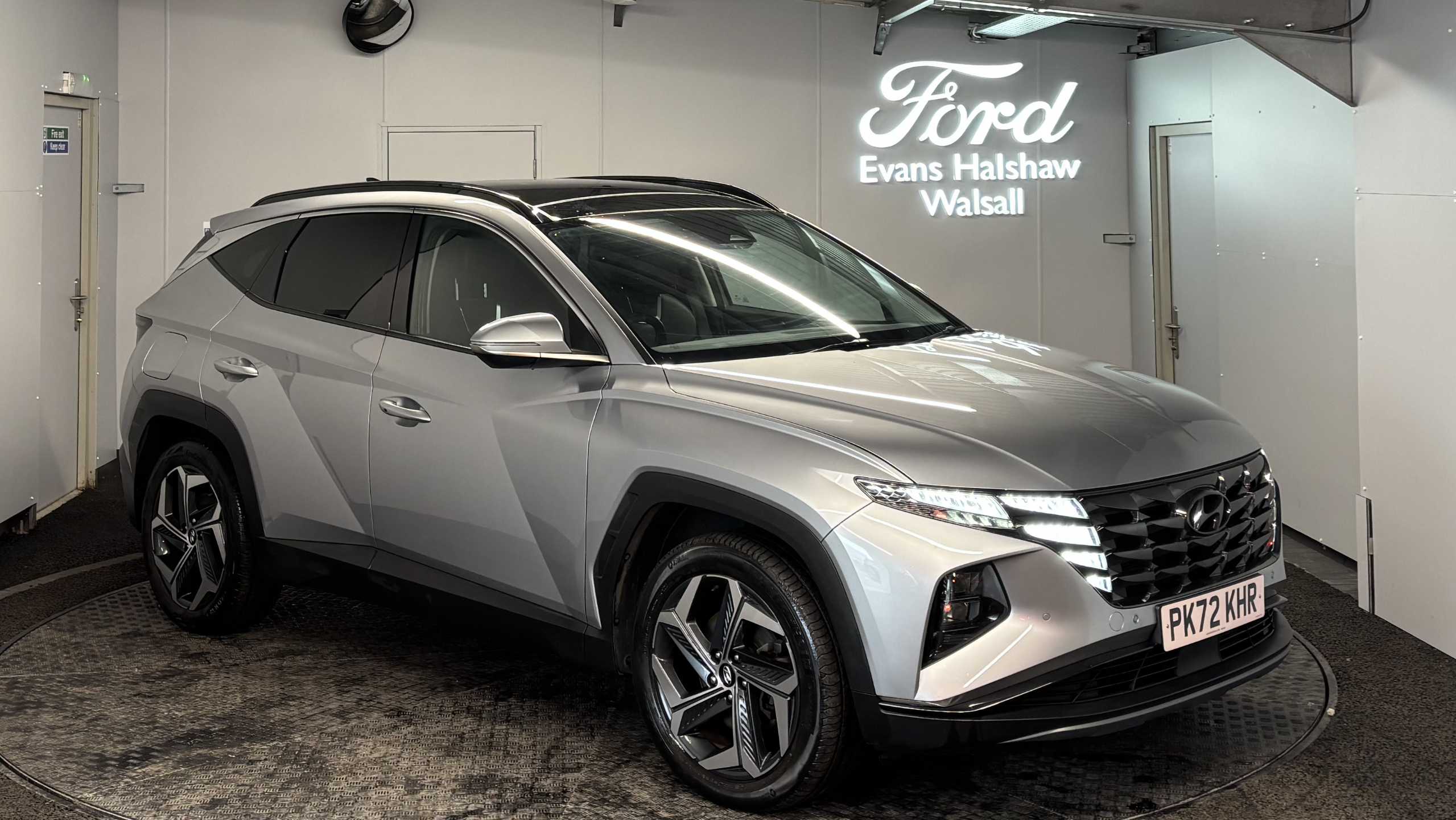 Main listing image - Hyundai Tucson