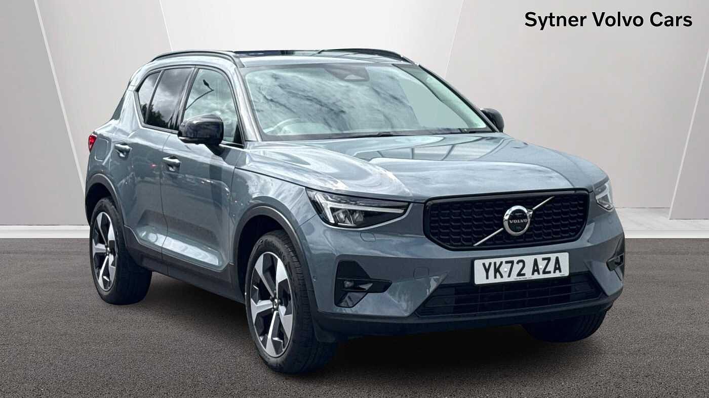 Main listing image - Volvo XC40