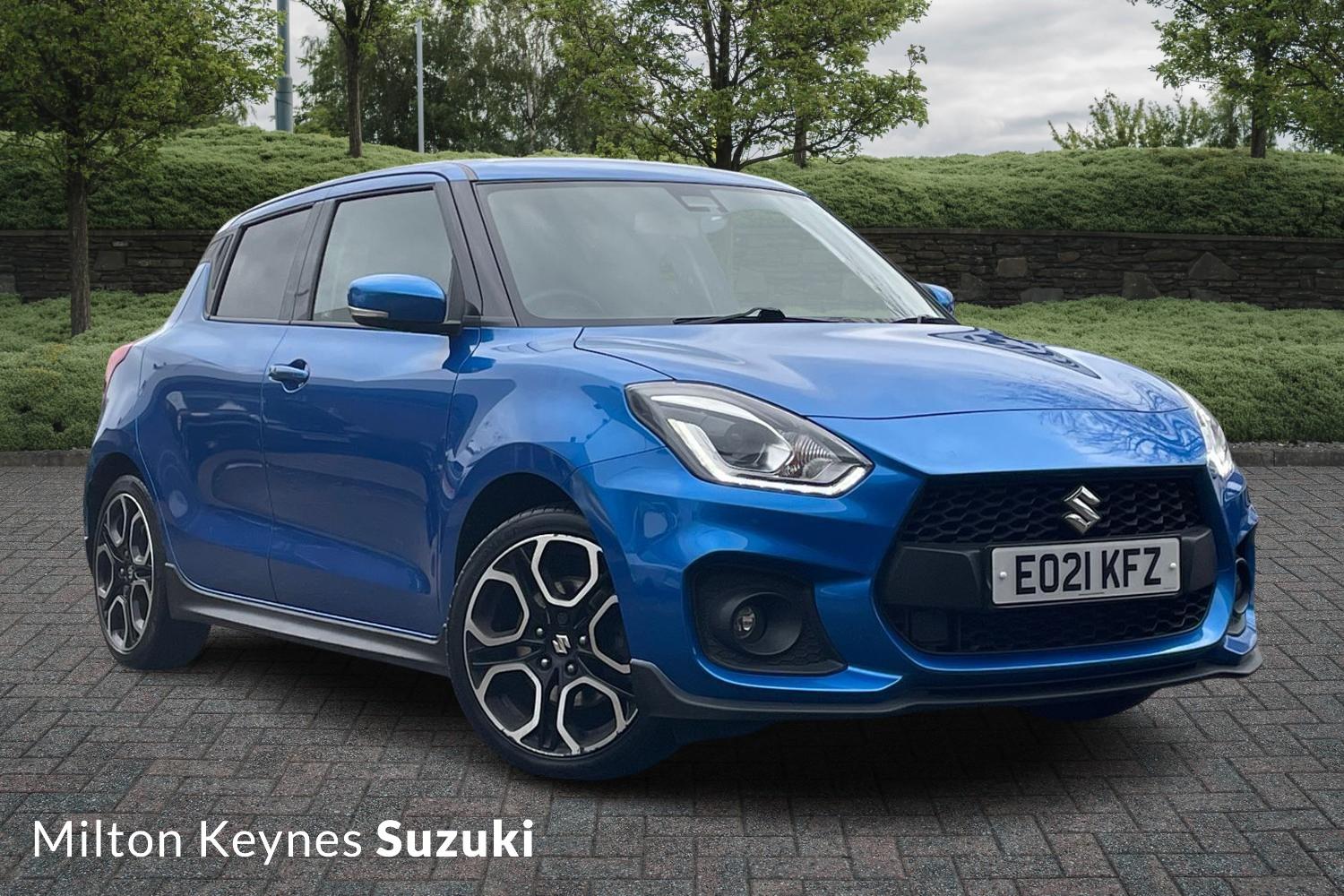 Main listing image - Suzuki Swift