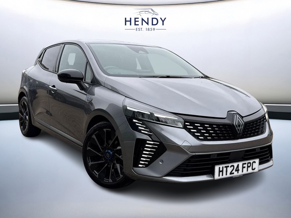 Main listing image - Renault Clio