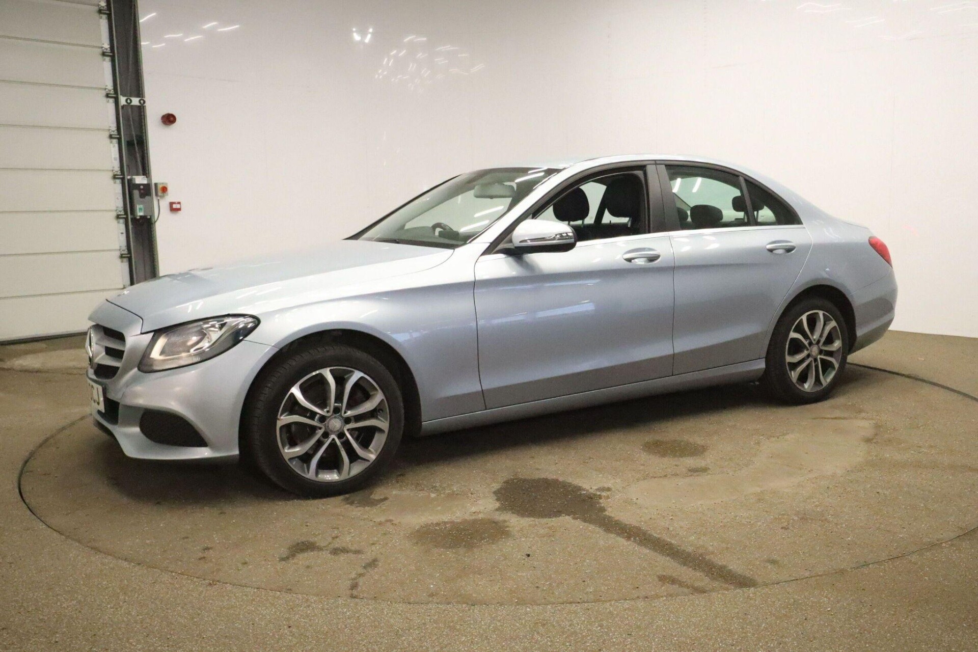 Main listing image - Mercedes-Benz C-Class