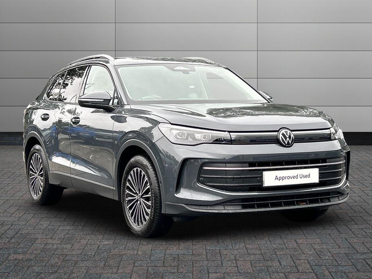 Main listing image - Volkswagen Tiguan