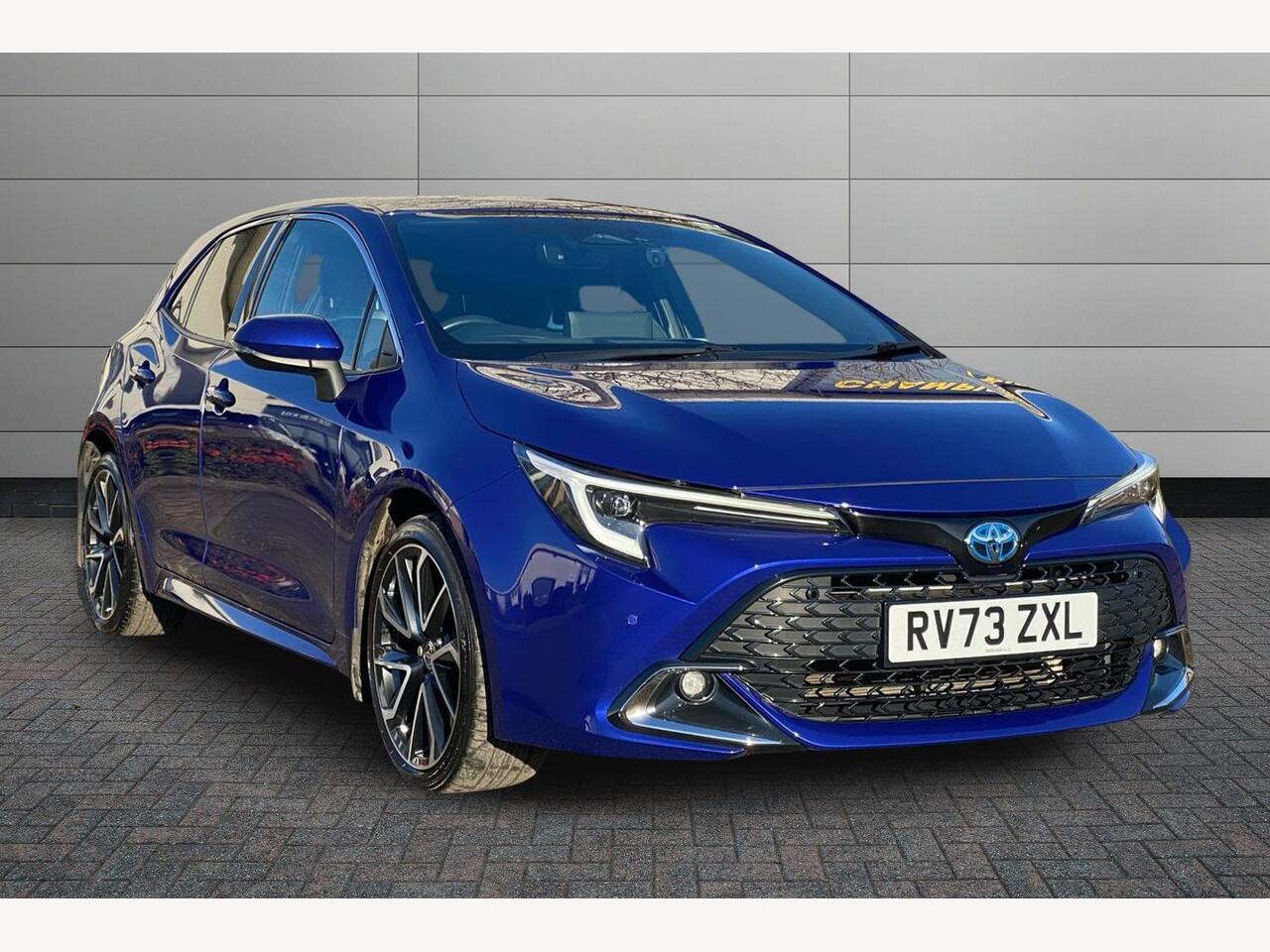 Main listing image - Toyota Corolla