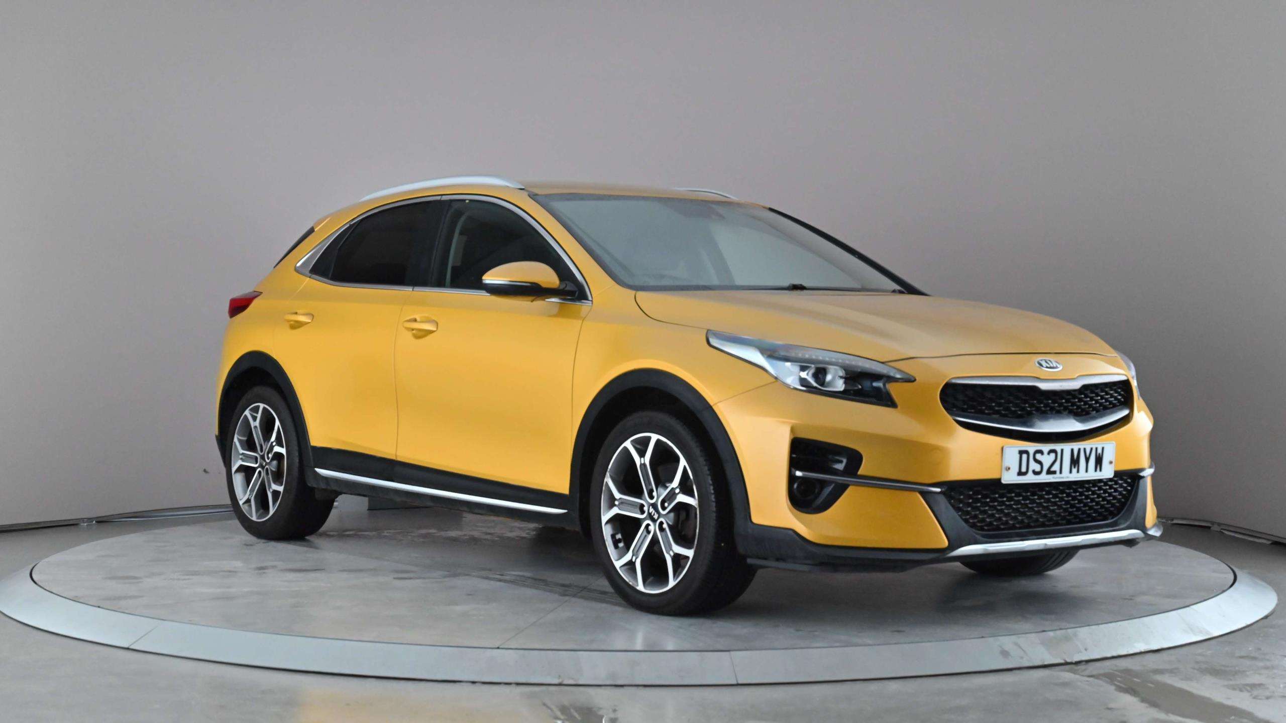 Main listing image - Kia XCeed