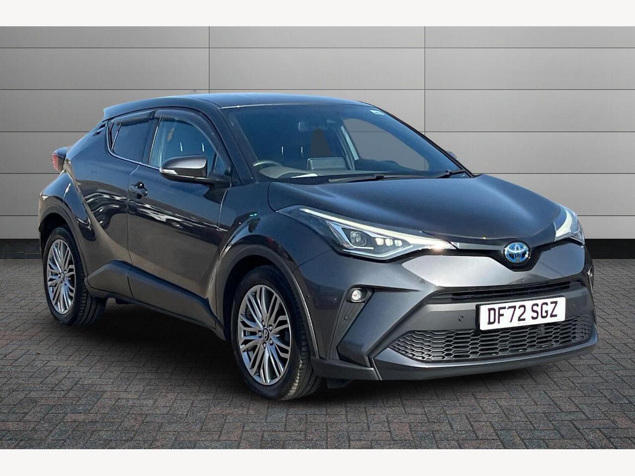 Main listing image - Toyota C-HR
