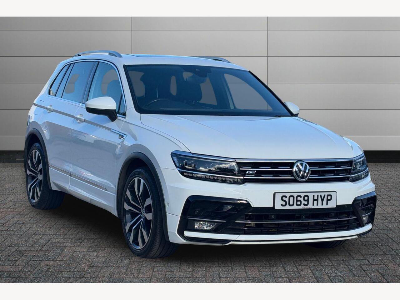 Main listing image - Volkswagen Tiguan