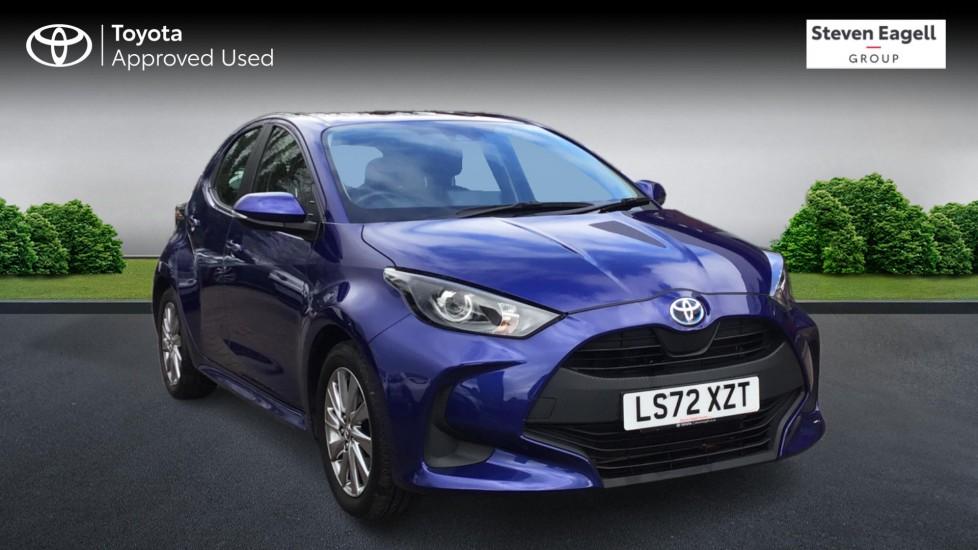 Main listing image - Toyota Yaris