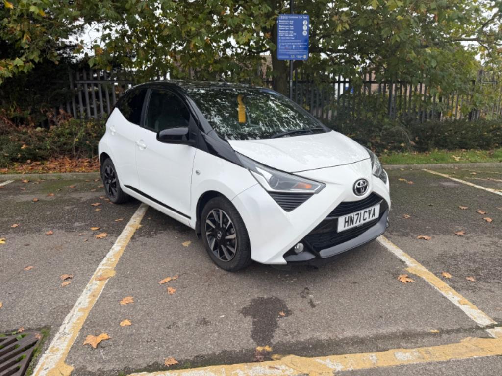 Main listing image - Toyota Aygo