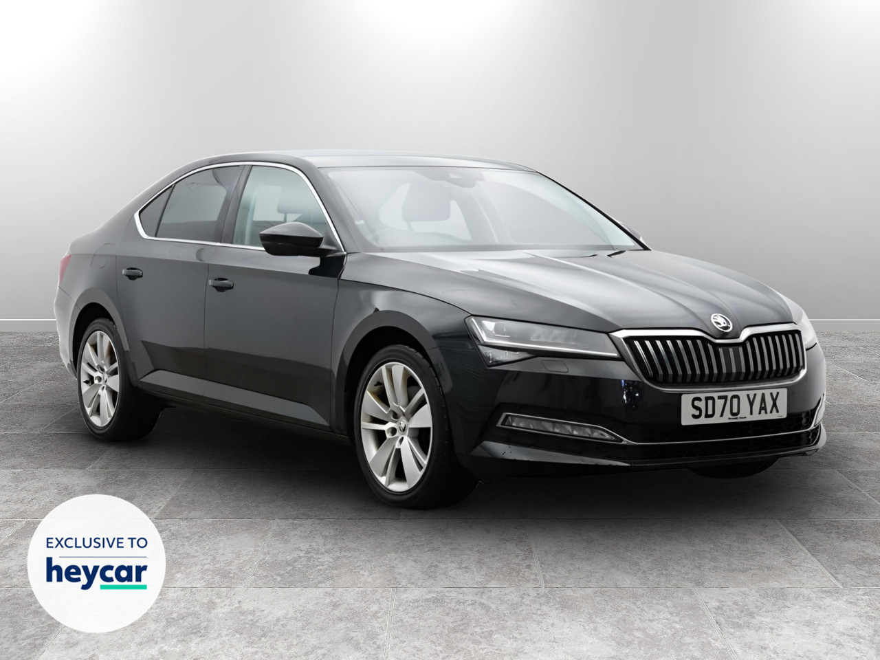 Main listing image - Skoda Superb