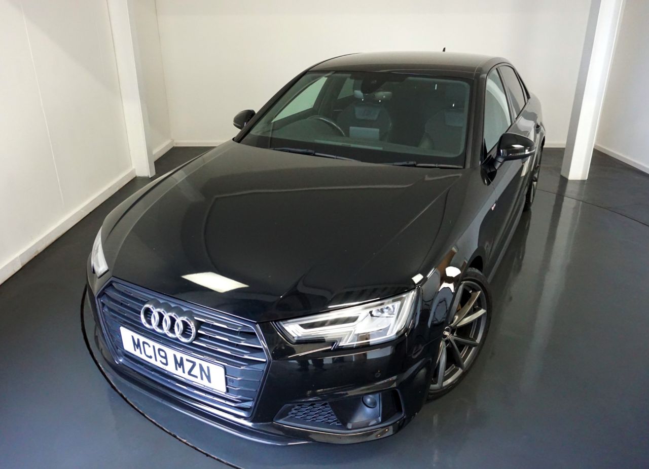 Main listing image - Audi A4