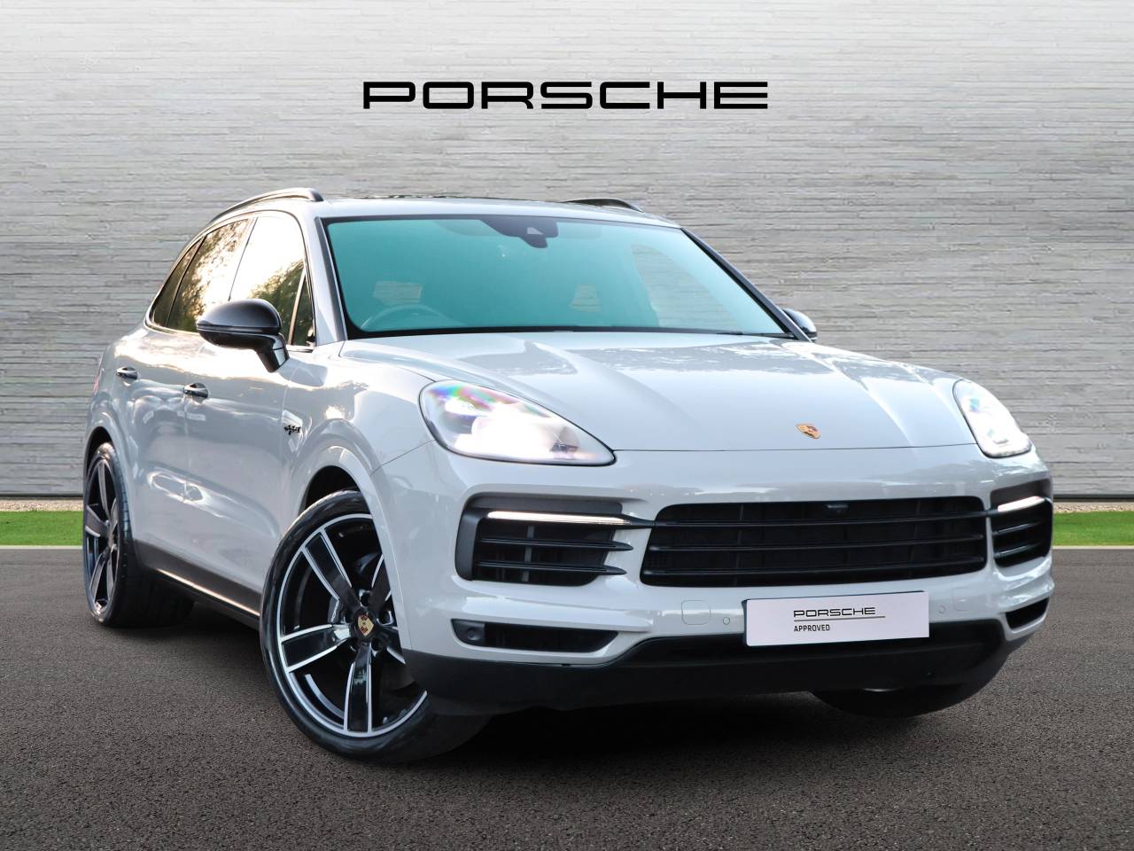 Main listing image - Porsche Cayenne