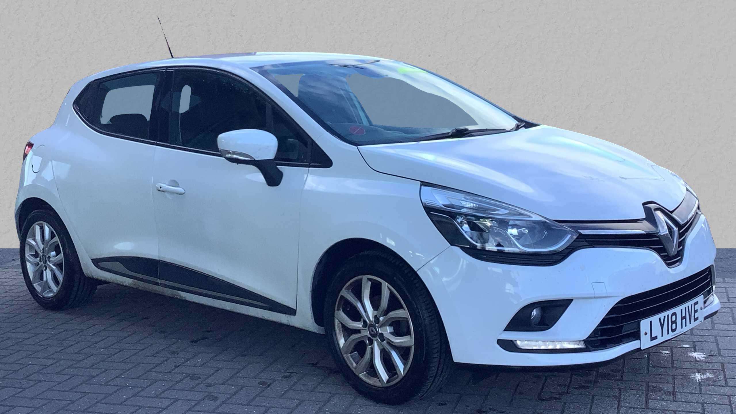 Main listing image - Renault Clio