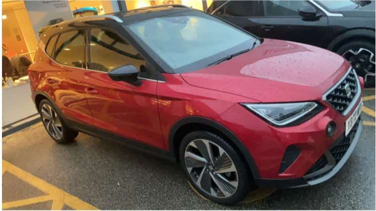Main listing image - SEAT Arona
