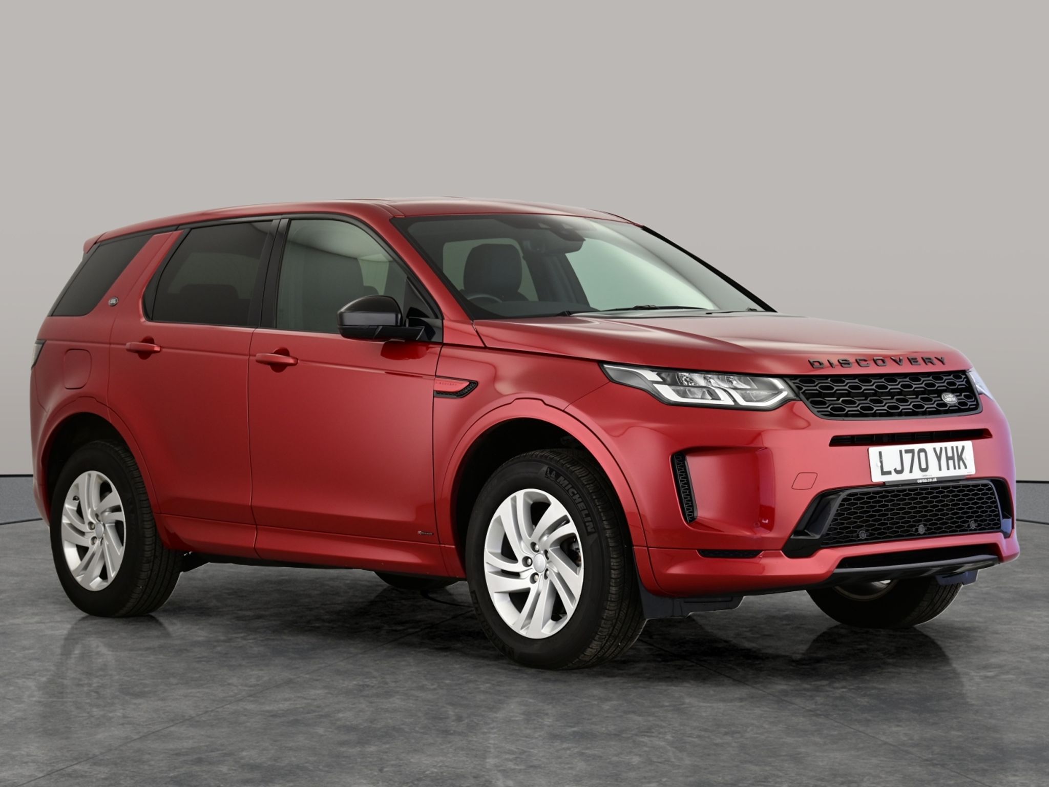 Main listing image - Land Rover Discovery Sport