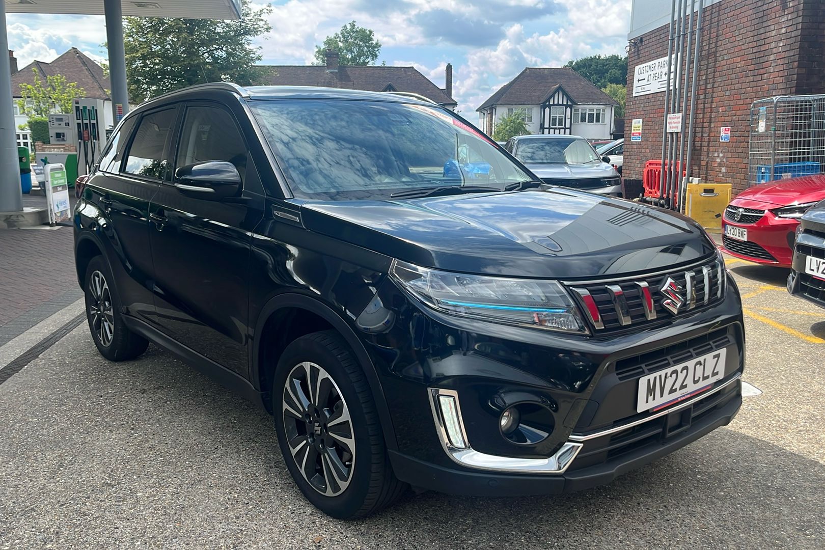 Main listing image - Suzuki Vitara