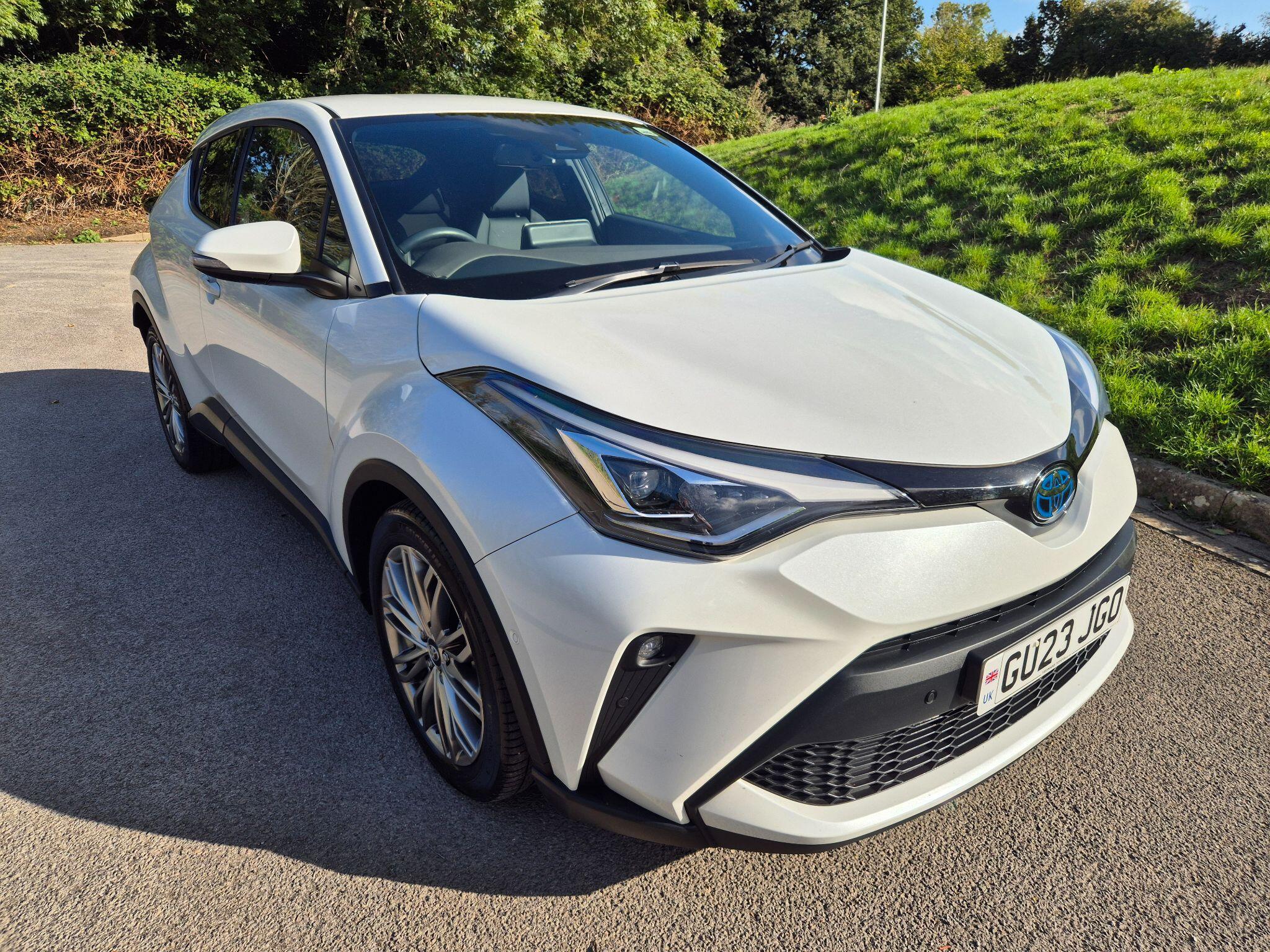 Main listing image - Toyota C-HR