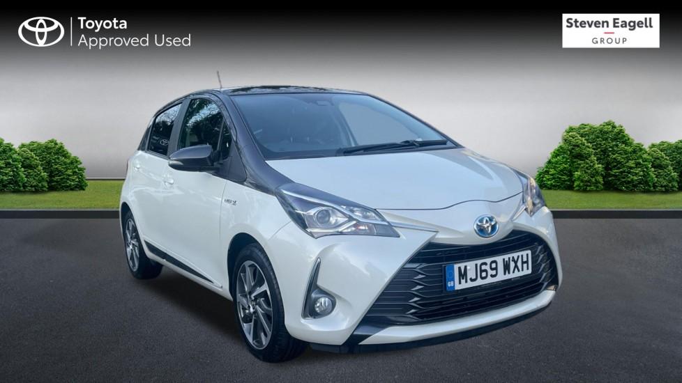 Main listing image - Toyota Yaris