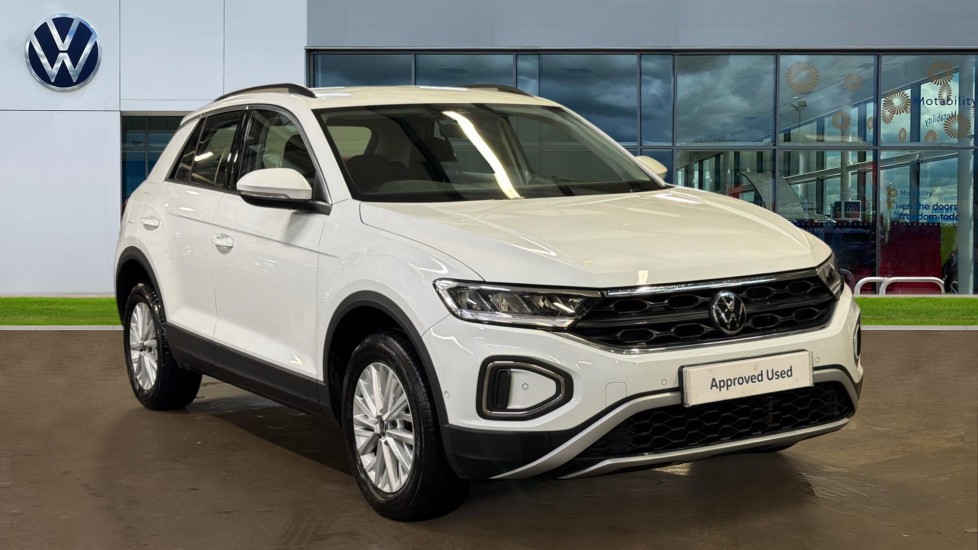 Main listing image - Volkswagen T-Roc