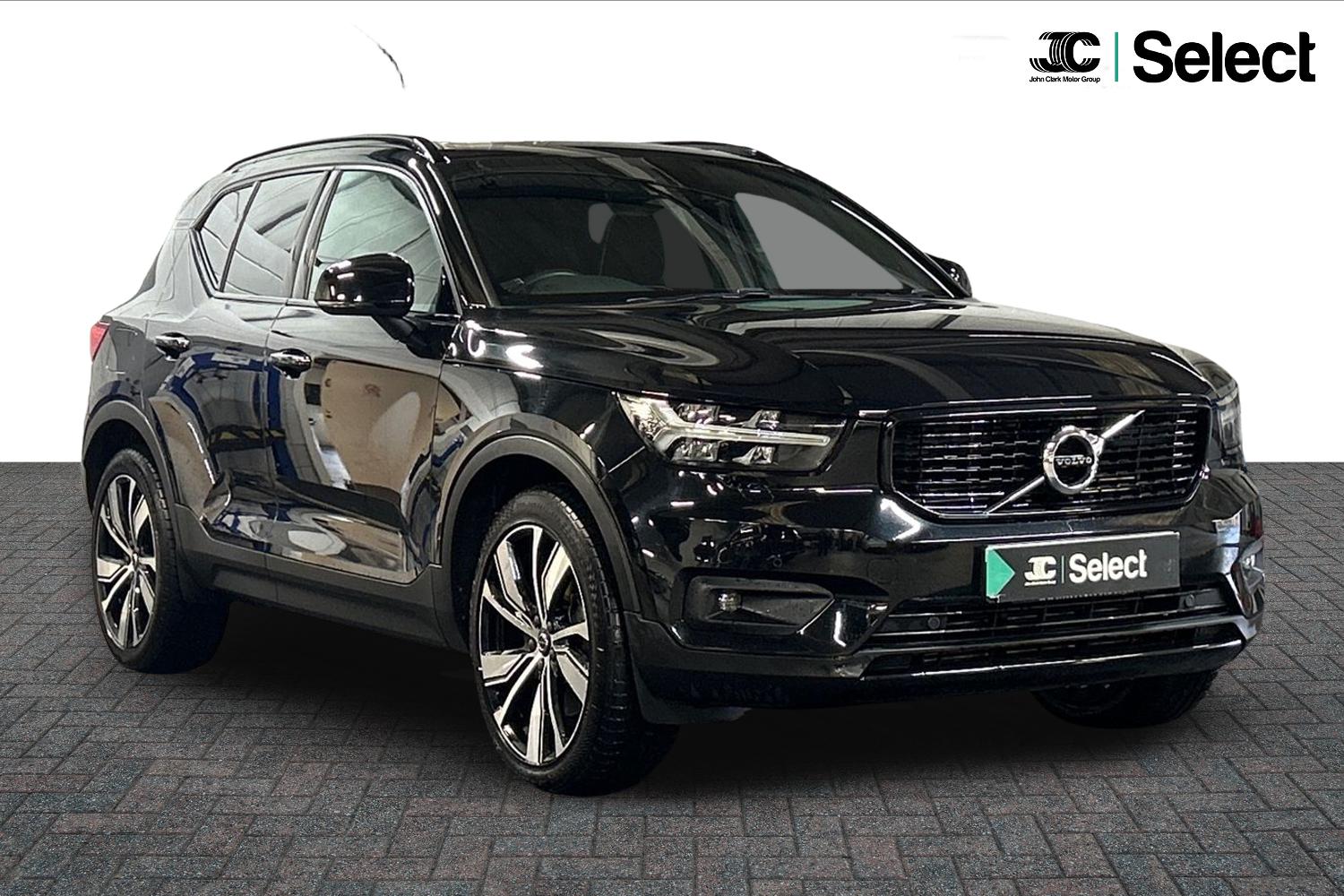 Main listing image - Volvo XC40 Recharge