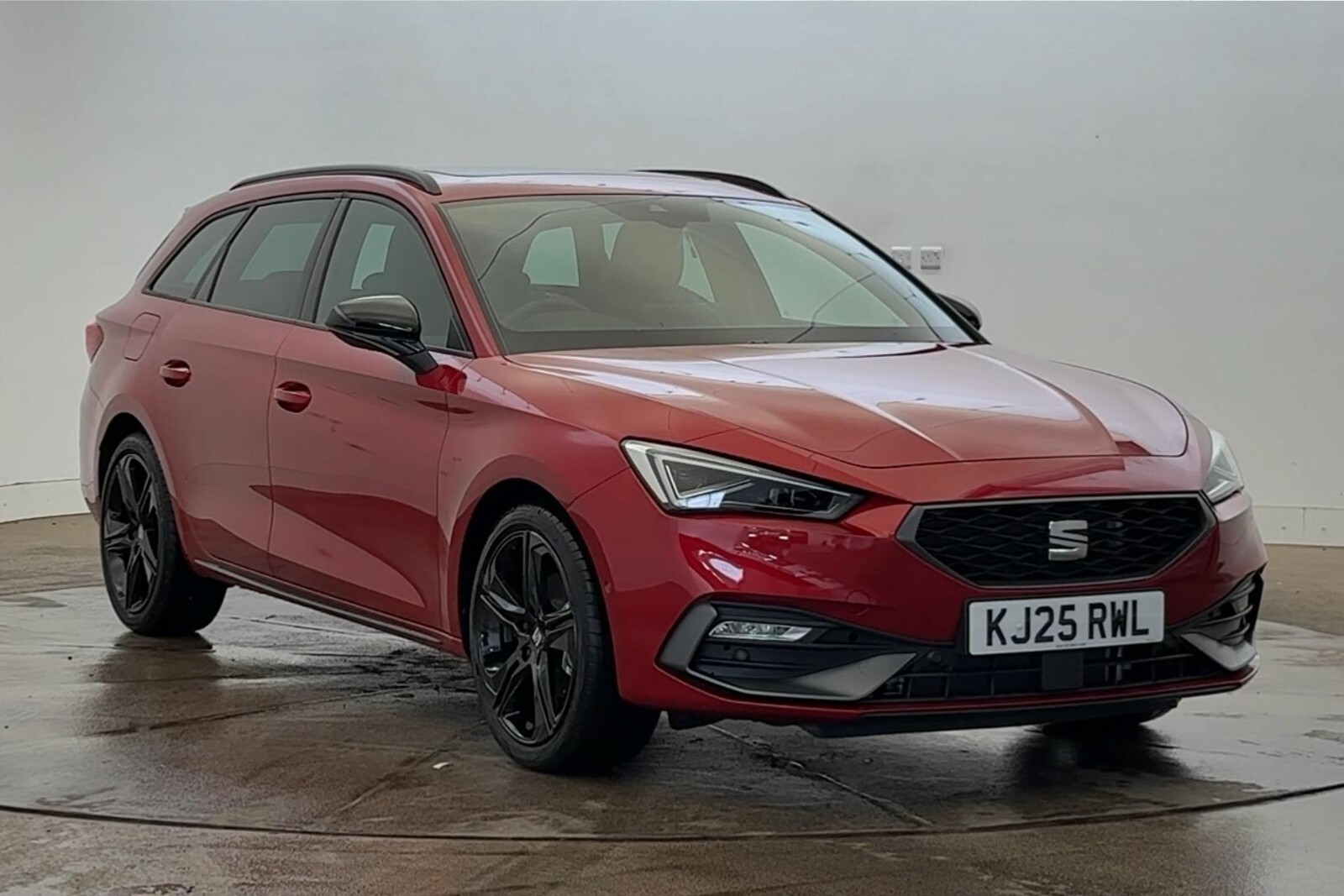 Main listing image - SEAT Leon Estate