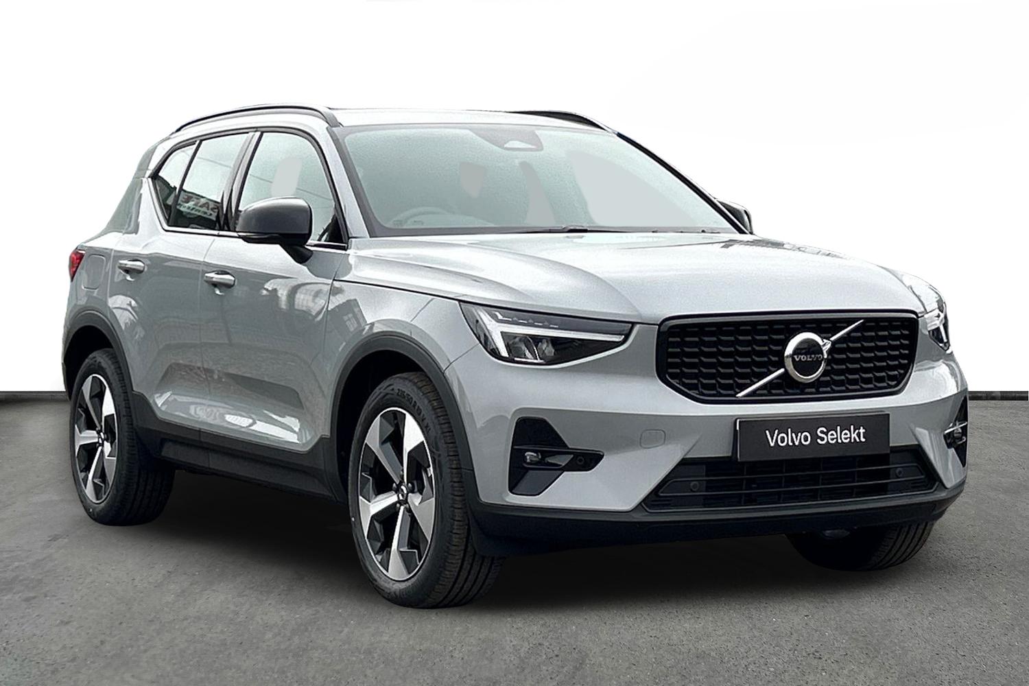 Main listing image - Volvo XC40