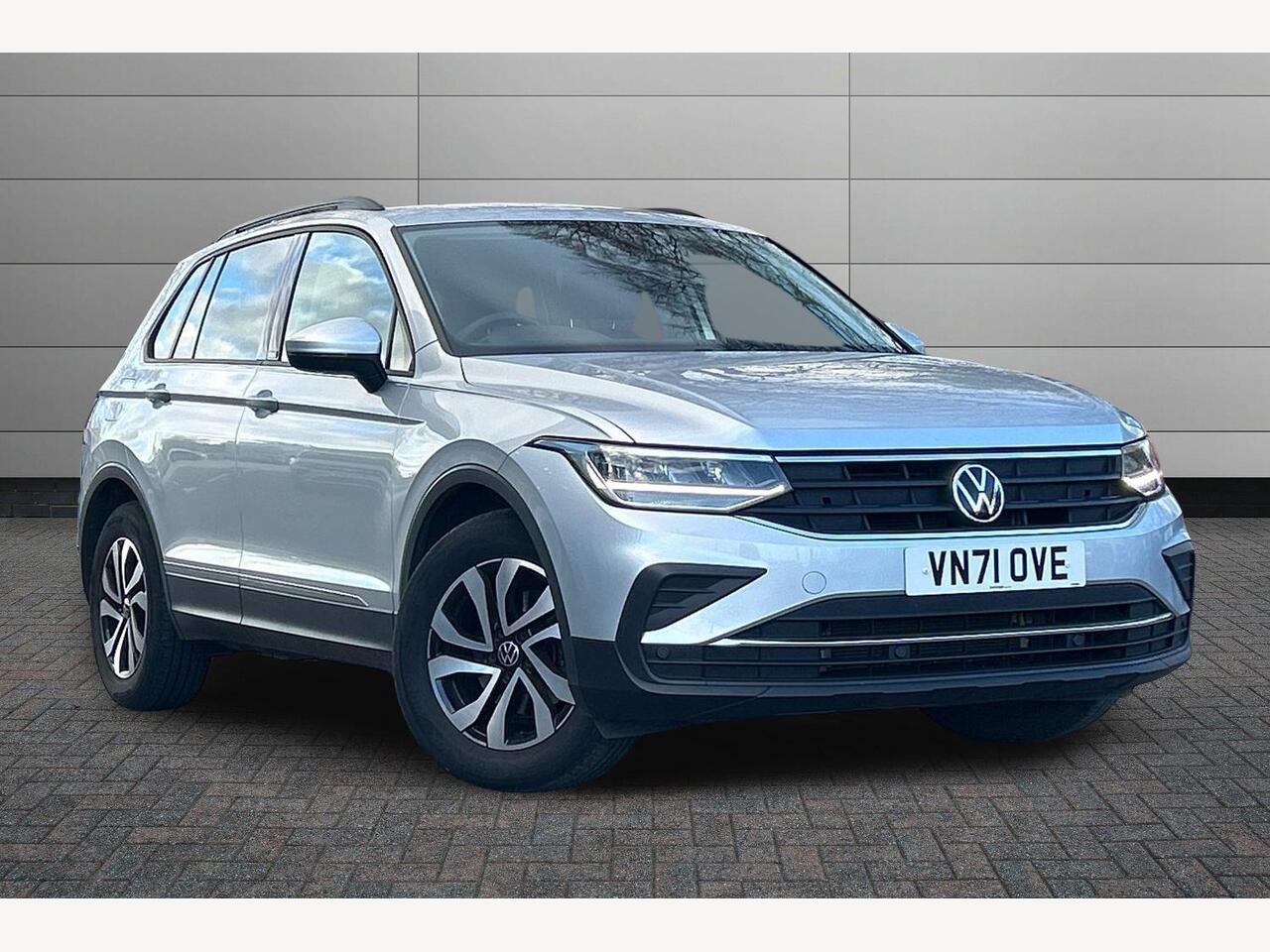 Main listing image - Volkswagen Tiguan