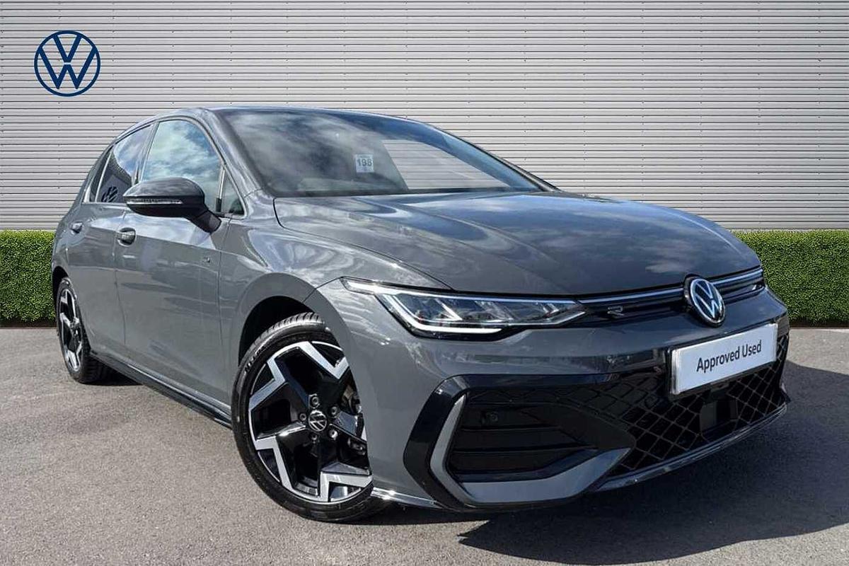 Main listing image - Volkswagen Golf